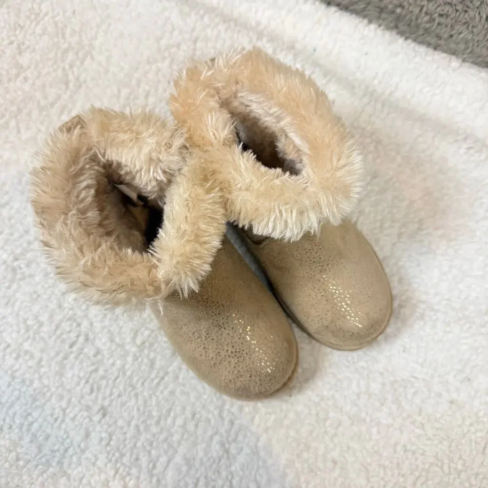 Cat & Jack Faux Fur Plush Lined Shimmer Winter Boots Ankle Booties Girls 9